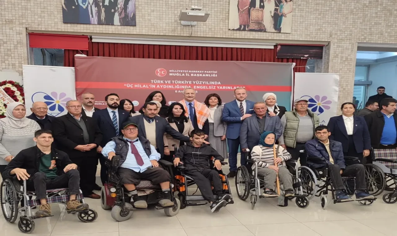 MHP’nin Engelliler Günü Programında Milaslı Anıl’ın Mutluluğu Gözlerinden Okundu