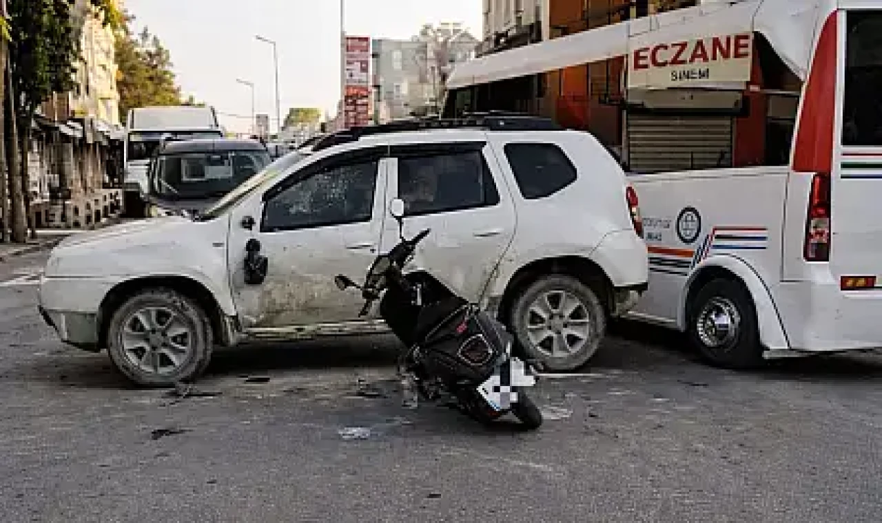 Milas'ta araç ile motosiklet çarpıştı: 1 yaralı