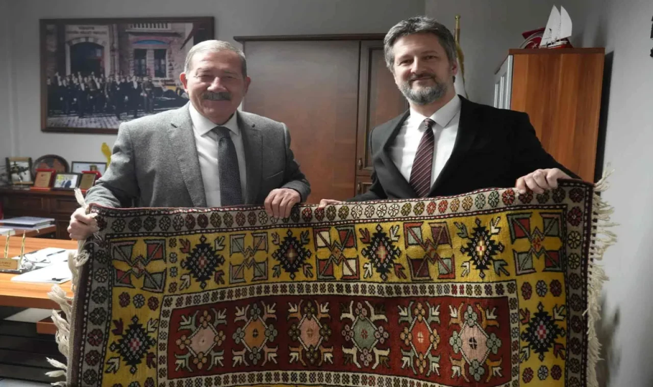 BAŞKAN TOPUZ MACARİSTAN BÜYÜKELÇİSİNİ MAKAMINDA AĞIRLADI