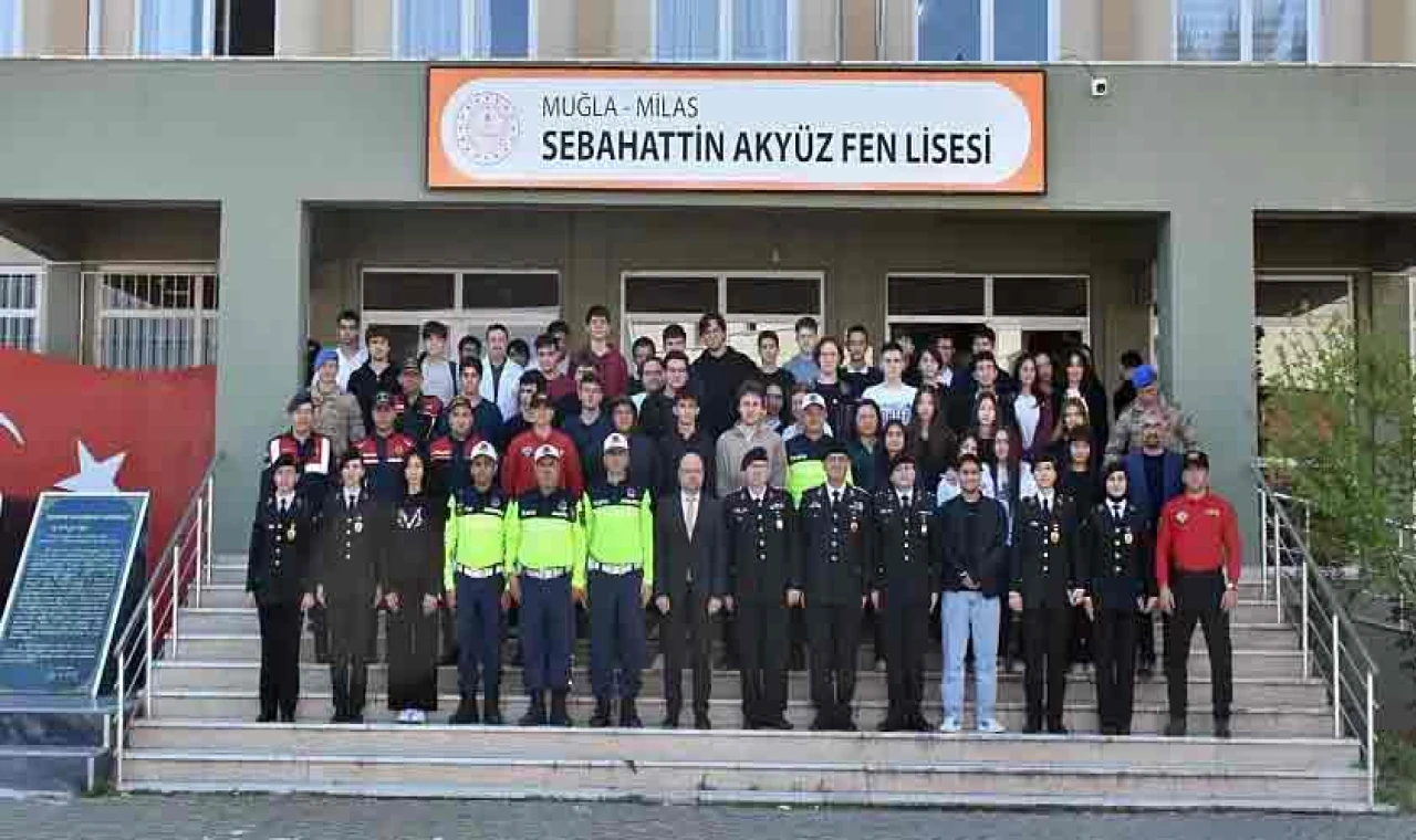 Geleceğin Subay ve Astsubay Adayları Milas’ta Bilgilendirildi