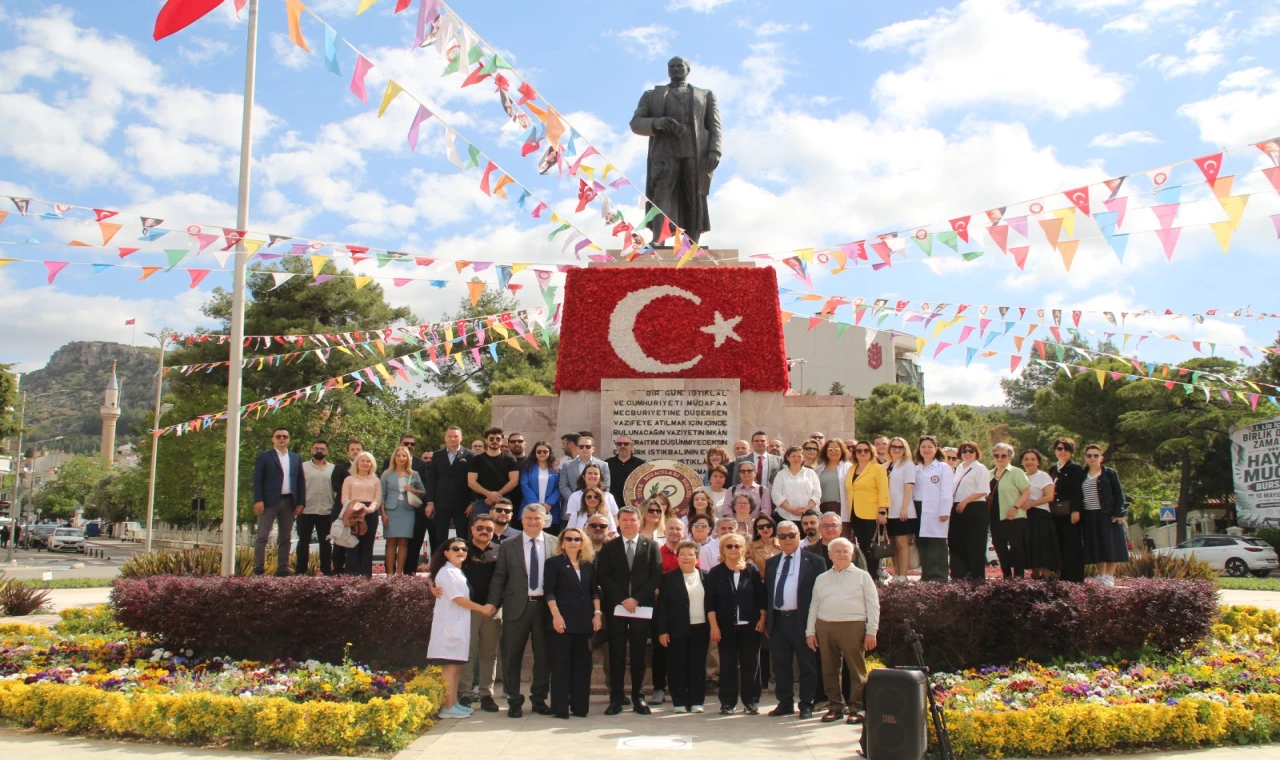Bilimsel Eczacılığın 187. Yılı Muğla’da Kutlandı: “Eczacı, Sağlık Sisteminin Gücüdür”