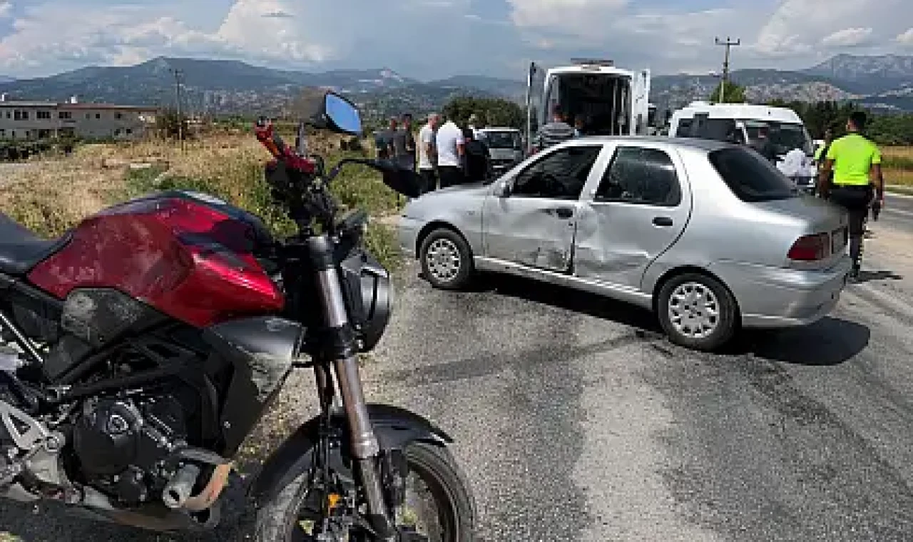 Milas-Labranda yolunda motosiklet ile otomobil çarpıştı: 1 yaralı