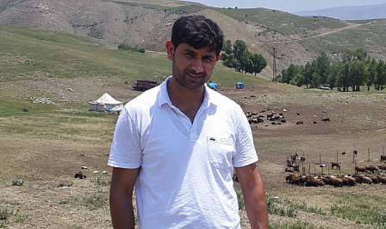 Milas'ta öğretmen Nevzat Ürekil'in vefatı eğitim camiasını yasa boğdu
