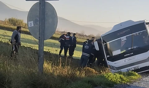 Milas’ta İşçi Servisi Kaza Yaptı