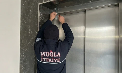 Milas’ta Asansörde Mahsur Kalan Vatandaşlara İtfaiyeden Hızlı Müdahale