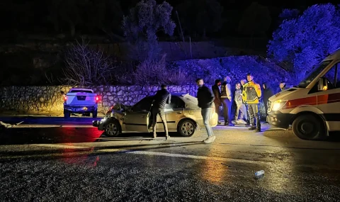 Milas’ta Tehlike Saçan Kavşakta Bir Kaza Daha: Araçlar Hurdaya Döndü, 1 Yaralı