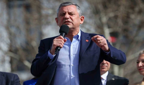 Yoğun Katılımlı Milas Mitinginde Özgür Özel’den Erken Seçim Mesajı