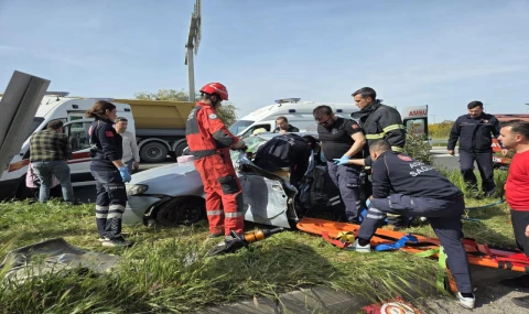 MİLAS-BODRUM KARAYOLUNDA KAHREDEN KAZA