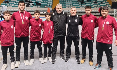 Milas’ın Genç Pehlivanları Türkiye Şampiyonası’na Damga Vurdu