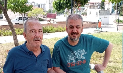 Muğla Eğitim ve Araştırma Hastanesi Başhekimi Prof. Dr. Ethem Acar’ın babası Remzi Oğuz Acar, 71 yaşında hayatını kaybetti.