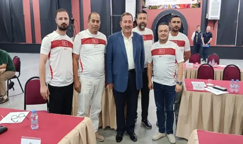 Milas Belediye Meclisi'nde MHP Grubundan A Milli Takım'a Formalı Destek
